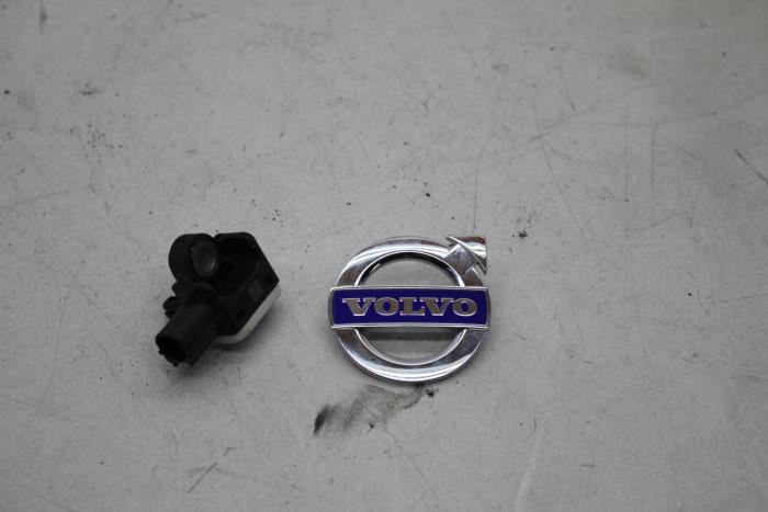 Airbag sensor Volvo S60 II 2.0 D3 20V 30798032