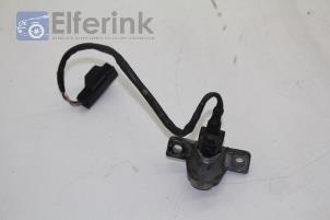 Used Crankshaft sensor Volvo XC90 I 2.4 D5 20V Price € 40,00 Margin scheme offered by Auto Demontage Elferink B.V.