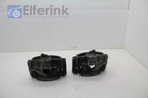 Used Front brake calliper, left Volvo XC70 (BZ) 3.0 T6 24V AWD Price € 150,00 Margin scheme offered by Auto Demontage Elferink B.V.