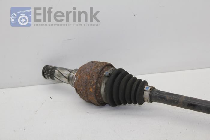 Drive shaft, rear left from a Volvo XC90 I 2.9 T6 24V 2005