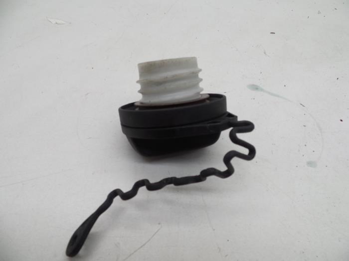 Fuel tank filler cap