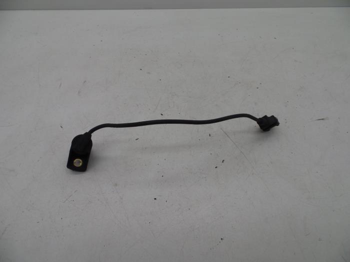Begagnade Kamaxelsensor Saab 900 II (YS3D) 2.5 SE V6 24V Pris € 25,00 Marginaltabell erbjuds av Auto Demontage Elferink B.V.