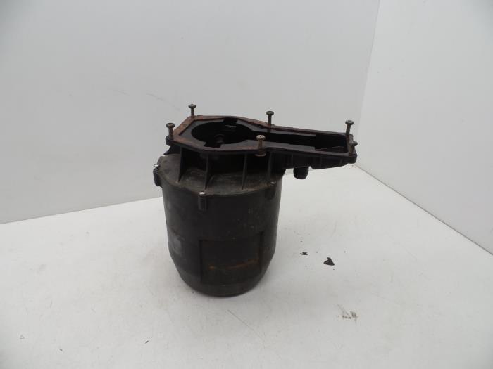 Begagnade Luftfilterhus Saab 900 I 2.0 Turbo Pris € 25,00 Marginaltabell erbjuds av Auto Demontage Elferink B.V.