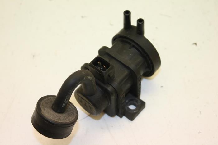 Begagnade Sensor (övriga) Volvo S40 (VS) 1.8 16V Pris € 25,00 Marginaltabell erbjuds av Auto Demontage Elferink B.V.