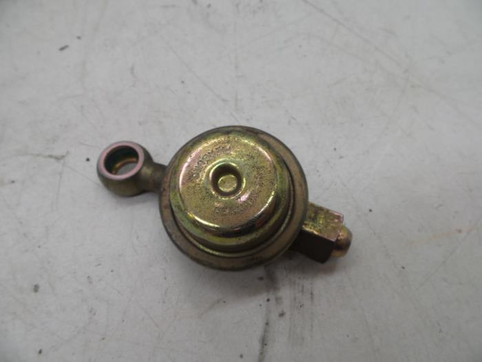 Begagnade Bränsletrycksregulator Saab 9000 Pris € 25,00 Marginaltabell erbjuds av Auto Demontage Elferink B.V.