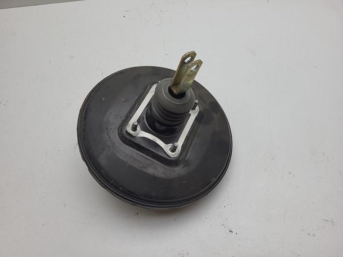Usagé Servo frein Volvo S40 (VS) 1.8 16V Prix € 50,00 Règlement à la marge proposé par Auto Demontage Elferink B.V.