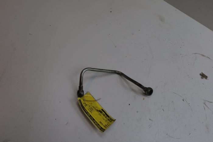 Używane Przewód Turbo Saab 9-5 Cena € 40,00 Procedura marży oferowane przez Auto Demontage Elferink B.V.