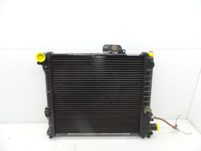 Used Radiator Saab 9000 CS 2.0i 16V Price € 50,00 Margin scheme offered by Auto Demontage Elferink B.V.