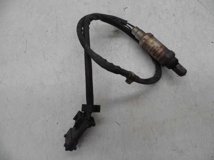 Używane Sonda lambda Volvo V70 (GW/LW/LZ) 2.5 T Turbo 20V Cena € 50,00 Procedura marży oferowane przez Auto Demontage Elferink B.V.