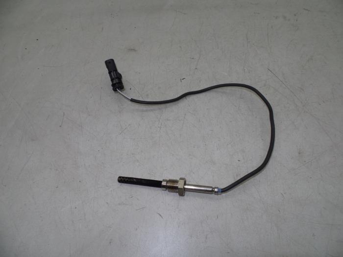 Gebrauchte Auspuff Temperatursensor Volvo XC60 I (DZ) 2.4 D5 20V AWD Geartronic Preis € 40,00 Margenregelung angeboten von Auto Demontage Elferink B.V.