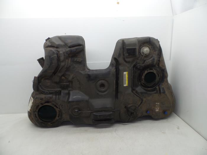 Begagnade Tank Volvo V60 I (FW/GW) 1.6 T3 16V Pris € 75,00 Marginaltabell erbjuds av Auto Demontage Elferink B.V.