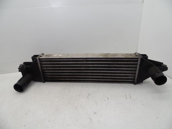Usados Intercooler Saab 900 II (YS3D) 2.3 S,SE 16V Precio € 65,00 Norma de margen ofrecido por Auto Demontage Elferink B.V.
