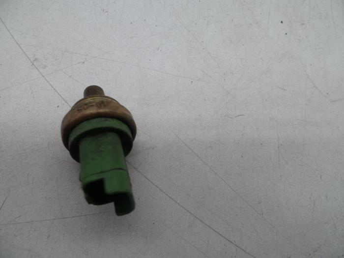 Volvo V50 04 Engine temperature sensors stock