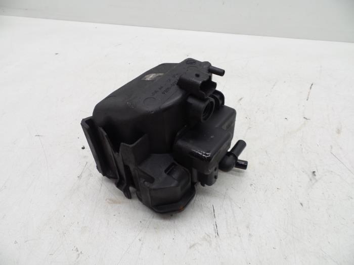 Usagé Divers Volvo V50 (MW) 1.6 D 16V Prix € 75,00 Règlement à la marge proposé par Auto Demontage Elferink B.V.