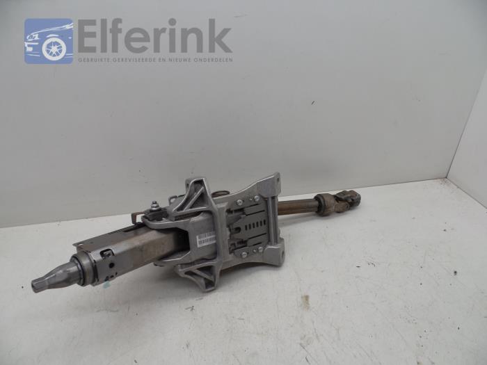 Steering column housing from a Volvo S60 II (FS) 1.6 DRIVe,D2 2012