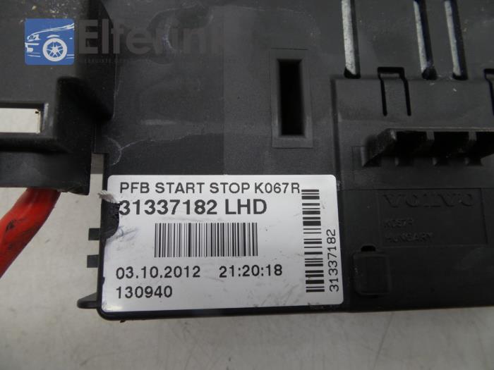 Fuse box from a Volvo S60 II (FS) 1.6 DRIVe,D2 2012