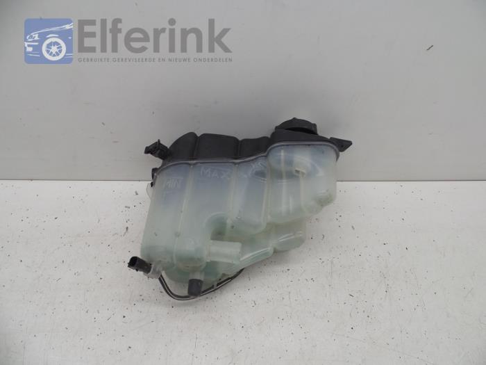 Expansion vessel from a Volvo S60 II (FS) 2.0 D4 20V 2012