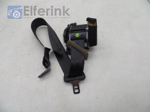 Usagé Tendeur de ceinture arrière droit Volvo S60 II (FS) 2.0 D4 20V Prix € 75,00 Règlement à la marge proposé par Auto Demontage Elferink B.V.
