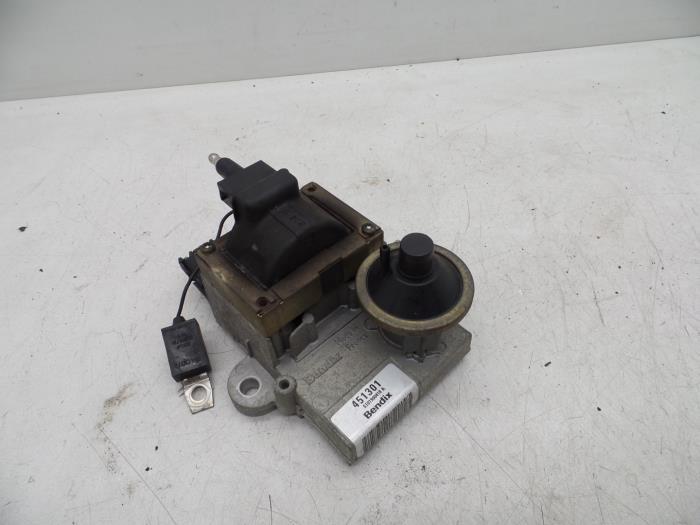 Usagé Bobine Volvo 440 1.7 DL,GL,GLE,GLT Prix € 40,00 Règlement à la marge proposé par Auto Demontage Elferink B.V.