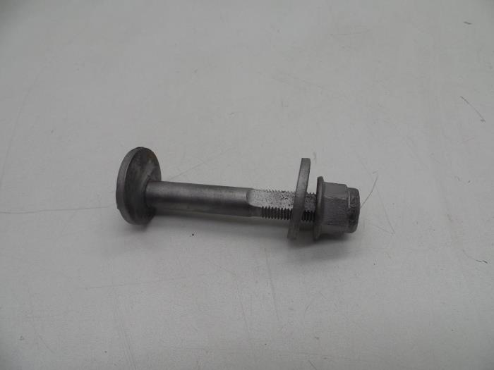 Gebrauchte Schraubenset Volvo V40 (VW) 1.8 16V Preis € 25,00 Margenregelung angeboten von Auto Demontage Elferink B.V.
