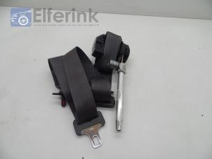 Used Rear seatbelt tensioner, centre Volvo V70 (SW) 2.5 D Price € 75,00 Margin scheme offered by Auto Demontage Elferink B.V.