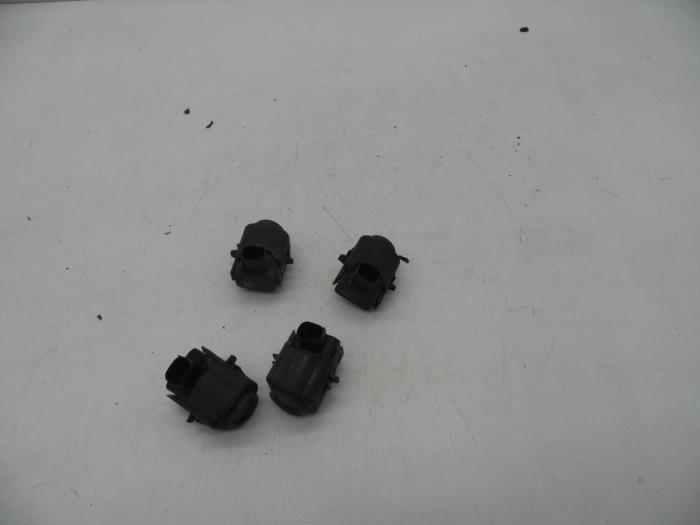 Usados Sensor PDC Saab 9-3 II Sport Sedan (YS3F) 1.8i 16V Precio € 75,00 Norma de margen ofrecido por Auto Demontage Elferink B.V.