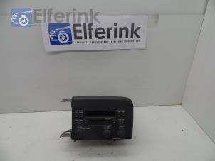 Gebrauchte Radio Volvo S80 Preis € 50,00 Margenregelung angeboten von Auto Demontage Elferink B.V.