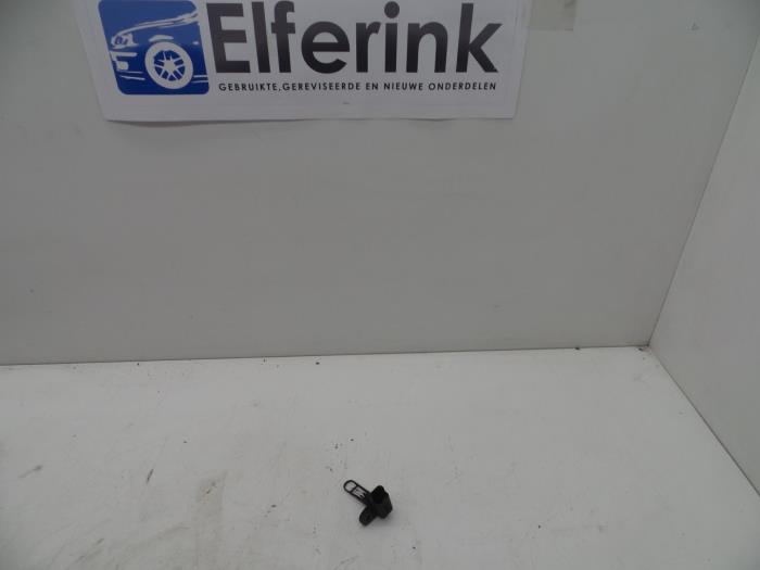 Volvo V50 04 Engine temperature sensors stock