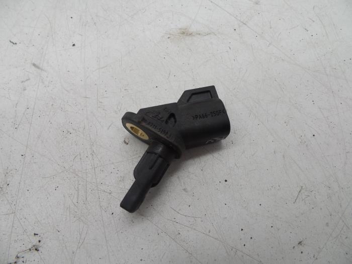 Begagnade ABS-sensor Volvo V40 (MV) 1.6 T2 GTDi 16V Pris € 25,00 Marginaltabell erbjuds av Auto Demontage Elferink B.V.