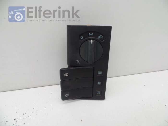 Light switch from a Volvo 440 1.8 i DL/GLE 1996