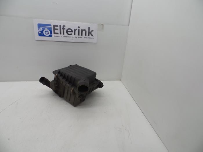 Gebrauchte Luftfiltergehäuse Opel Corsa B (73/78/79) 1.2i City,Swing Preis € 25,00 Margenregelung angeboten von Auto Demontage Elferink B.V.