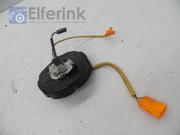 Airbag clock spring from a Opel Corsa B (73/78/79) 1.2i City,Swing 1996