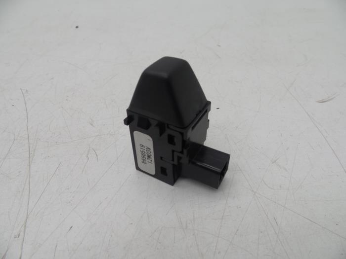 Begagnade Sensor (övriga) Volvo V50 (MW) 1.6 D2 16V Pris € 25,00 Marginaltabell erbjuds av Auto Demontage Elferink B.V.