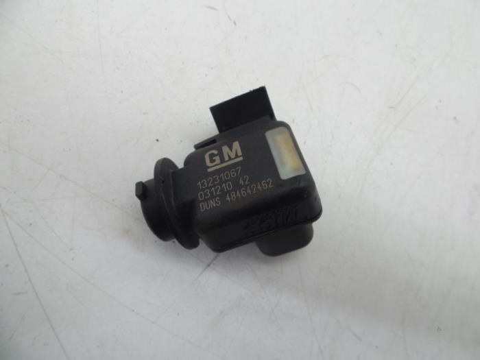 Begagnade Innetemperatursensor Saab 9-5 (YS3G) 2.0 TiD 16V Pris € 25,00 Marginaltabell erbjuds av Auto Demontage Elferink B.V.