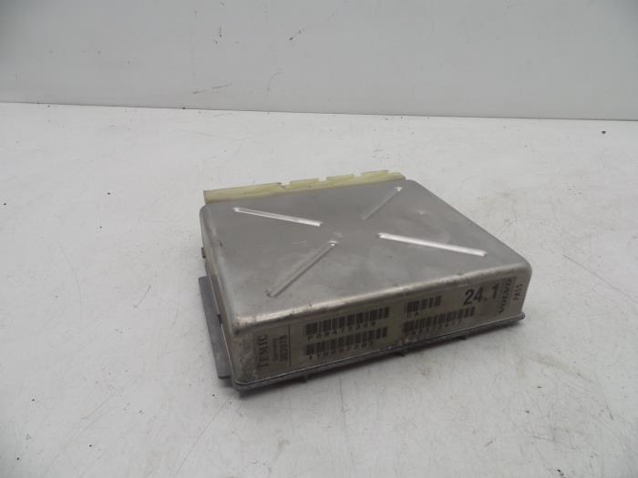 Used Automatic gearbox computer Volvo V70 (GW/LW/LZ) 2.5 TDI Price € 75,00 Margin scheme offered by Auto Demontage Elferink B.V.