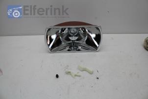 Usados Reflector de faro izquierda Volvo 760 Precio € 40,00 Norma de margen ofrecido por Auto Demontage Elferink B.V.