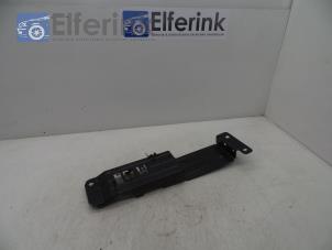 Used Support (miscellaneous) Volvo V70 (GW/LW/LZ) 2.4 XC LPT 4x4 20V Price € 25,00 Margin scheme offered by Auto Demontage Elferink B.V.