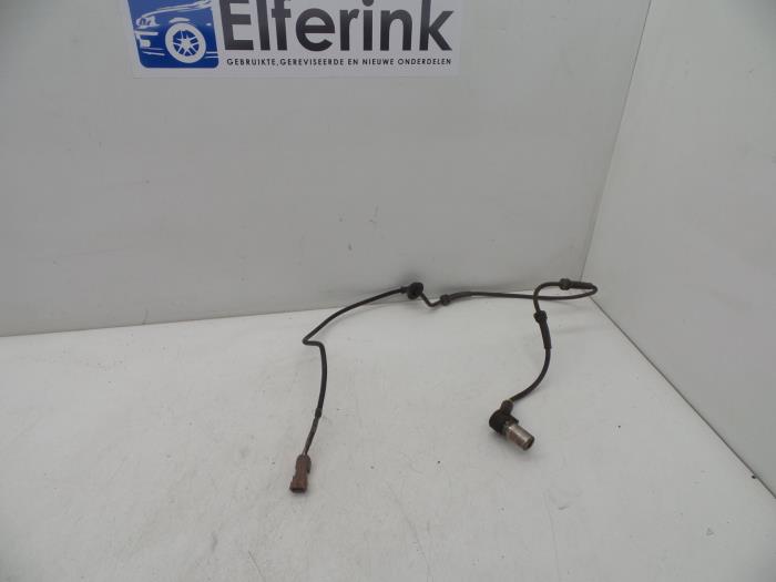 Begagnade ABS-sensor Saab 9000 CS 2.0i 16V CS,CSE Pris € 50,00 Marginaltabell erbjuds av Auto Demontage Elferink B.V.