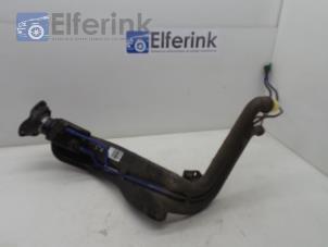 Used Fuel tank filler pipe Opel Meriva 1.8 16V Price € 50,00 Margin scheme offered by Auto Demontage Elferink B.V.