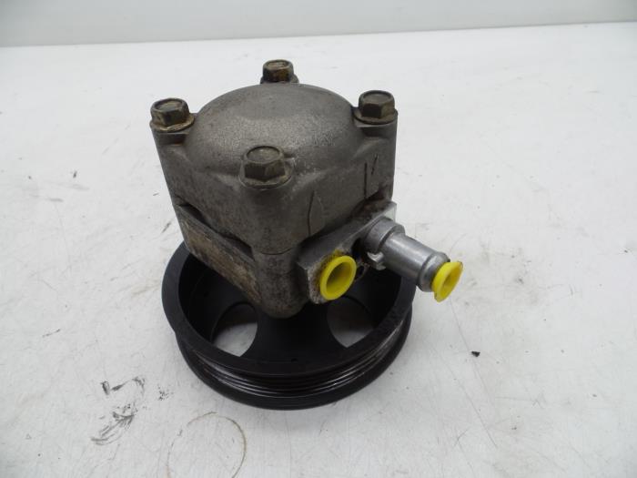 Usagé Pompe de direction Volvo S80 (TR/TS) 2.8 T6 24V Prix € 125,00 Règlement à la marge proposé par Auto Demontage Elferink B.V.
