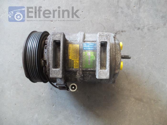 Air conditioning pump from a Volvo S40 (VS) 1.6 16V 2000