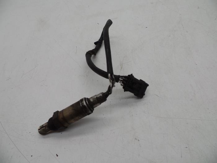 Usados Sonda Lambda Volvo V70 (GW/LW/LZ) 2.0 T-5 Turbo 20V AWD Precio € 50,00 Norma de margen ofrecido por Auto Demontage Elferink B.V.