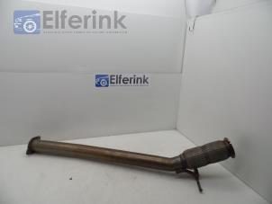 Used Exhaust middle section Volvo V50 (MW) 2.0 D3 20V Price € 40,00 Margin scheme offered by Auto Demontage Elferink B.V.