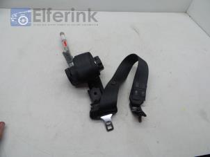Used Rear seatbelt tensioner, right Volvo XC70 (BZ) 2.4 D 20V AWD Price € 75,00 Margin scheme offered by Auto Demontage Elferink B.V.