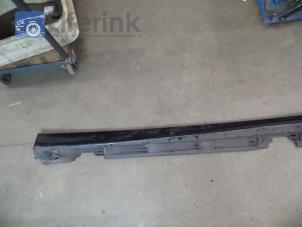 Used Sill, right Saab 9-3 I (YS3D) 2.2 TiD Kat. Price € 75,00 Margin scheme offered by Auto Demontage Elferink B.V.
