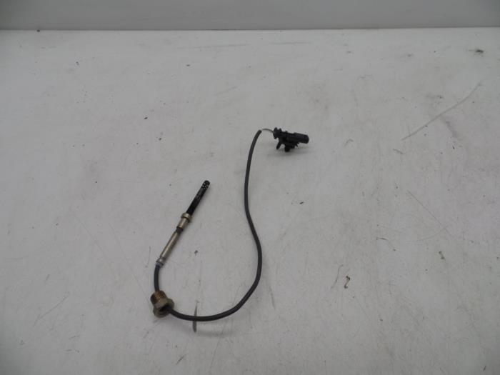 Gebrauchte Auspuff Temperatursensor Volvo XC70 (BZ) 2.4 D 20V AWD Preis € 40,00 Margenregelung angeboten von Auto Demontage Elferink B.V.