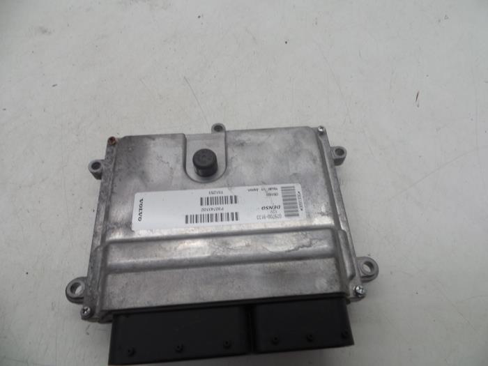 Used Injection computer Volvo V50 (MW) 2.4 20V Price € 125,00 Margin scheme offered by Auto Demontage Elferink B.V.