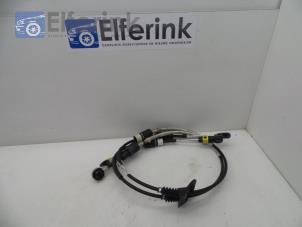 Used Gearbox control cable Volvo V60 Cross Country I (FZ) 2.0 D4 16V Price € 50,00 Margin scheme offered by Auto Demontage Elferink B.V.