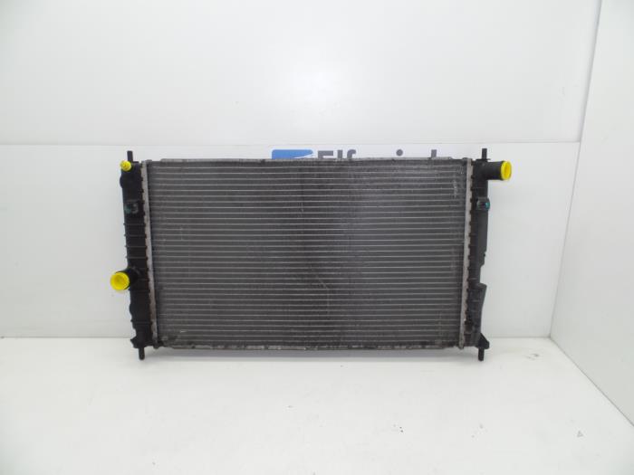 Gebrauchte Kühler Saab 9-5 (YS3E) 3.0 TiD V6 24V Preis € 65,00 Margenregelung angeboten von Auto Demontage Elferink B.V.