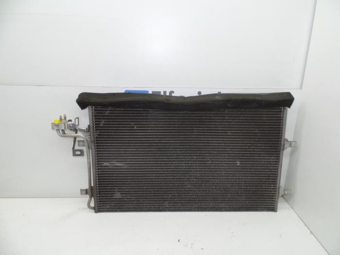 Gebrauchte Klima Kondensor Volvo S40 (MS) 1.8 16V Preis € 45,00 Margenregelung angeboten von Auto Demontage Elferink B.V.